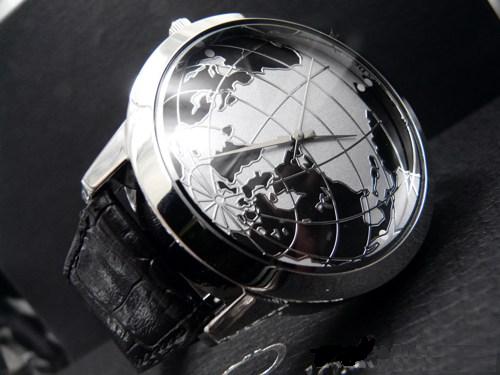 Дизайнерская модель мужских часов от Charles Delon